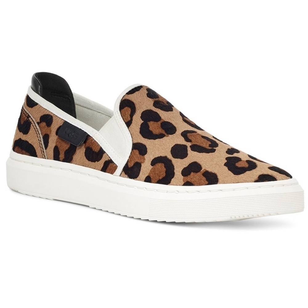 New UGG Alameda Leopard Print Spotty Slip-On Sneakers Shoes - Women’s Size 6 - Picture 1 of 6